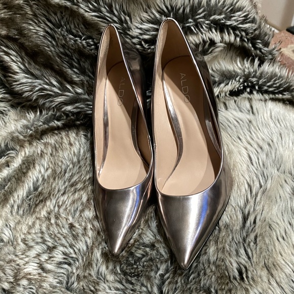 Aldo - Picture 2 of 5